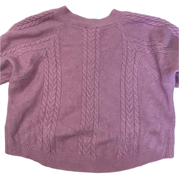 Shein | Raglan Sleeve Cable Knit Crop Sweater - Picture 4 of 5